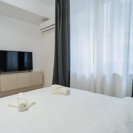 Victoriei Gem - Elegant Central Retreat