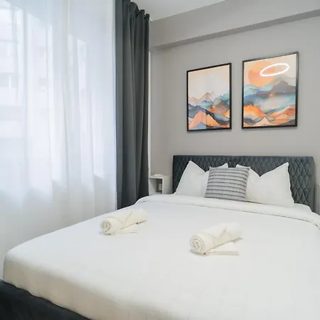 Victoriei Gem - Elegant Central Retreat * Boekarest