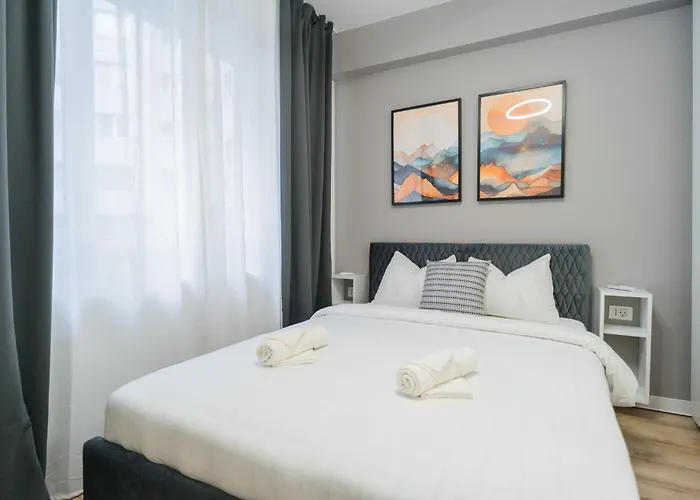 Elegant Gem Victoriei Avenue * Bucureşti